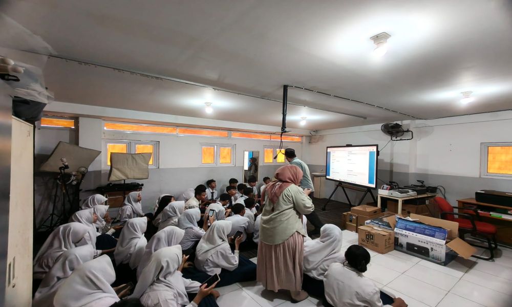 Sosialisasi Registrasi Awal Lomba TKA Bintang Pelajar di SMP Era Pembangunan III Berjalan Lancar