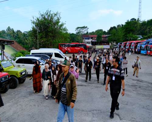 Dokumentasi Kegiatan Wisata Edukasi ke HeHa Sky View SMK & S