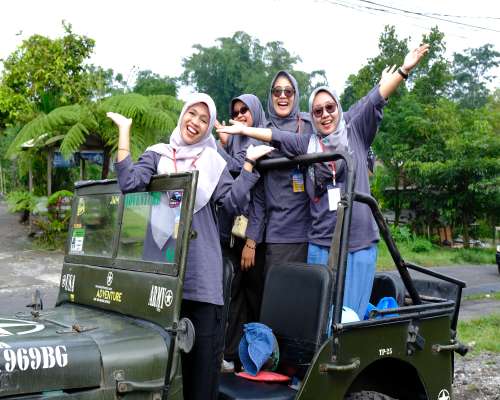 Dokumentasi Kegiatan Wisata Edukasi Guru Merapi Jeep Tour – 