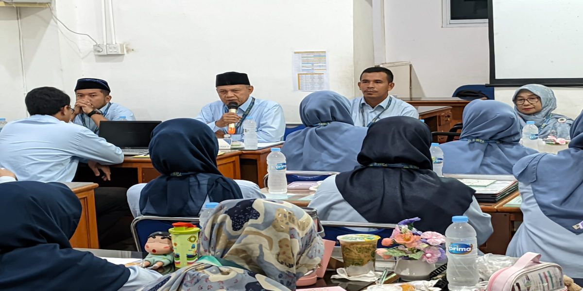 Dokumentasi Rapat Pleno Kenaikan Kelas dengan para Wali Kelas 7 , 8 , 10 , dan 11 SMK SMP Era Pembangunan III TP. 2025 / 2026 , Hari Senin, 22 Juni 2026 