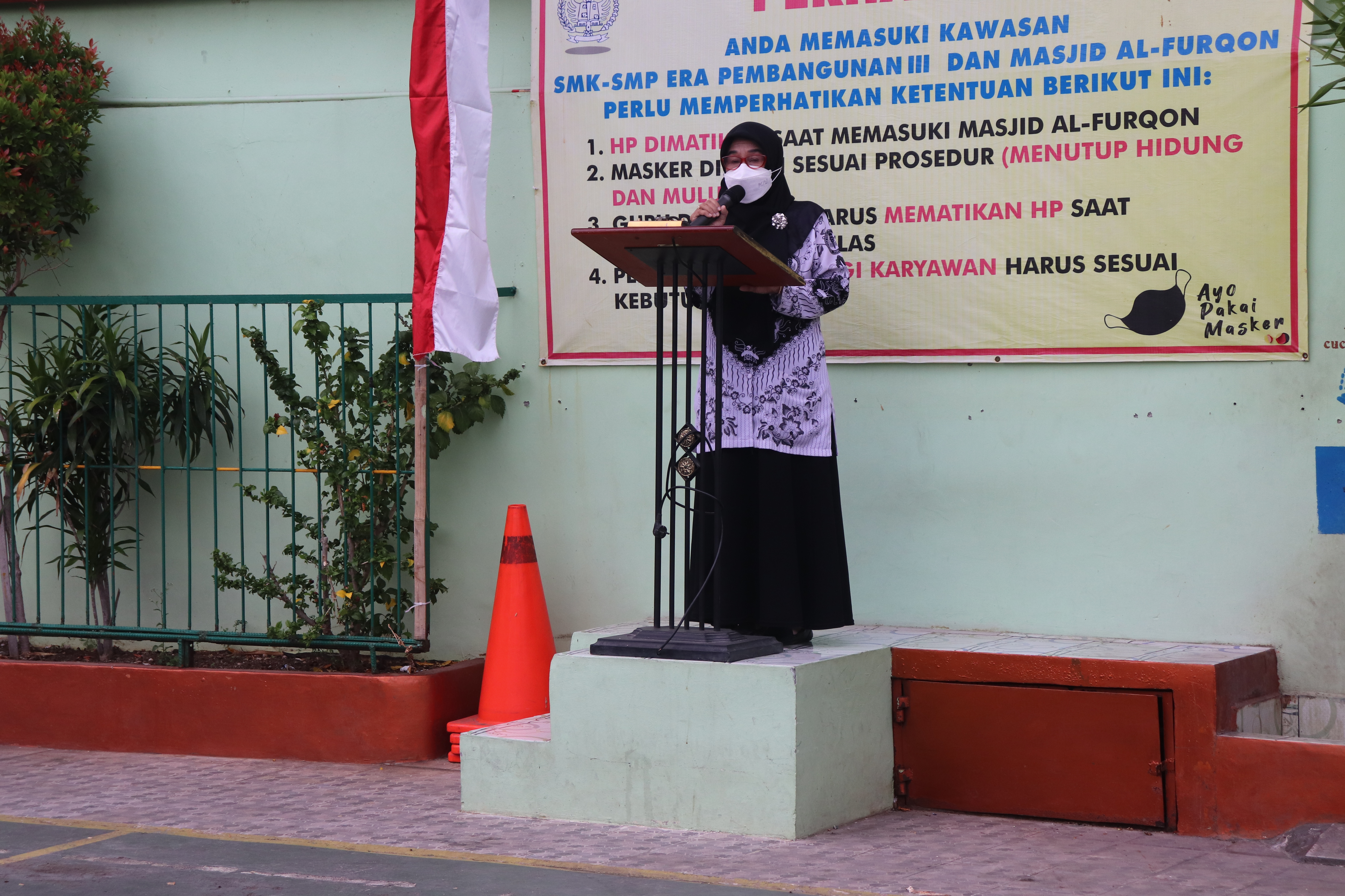 📚 PERPUSTAKAAN SMK–SMP ERA PEMBANGUNAN III