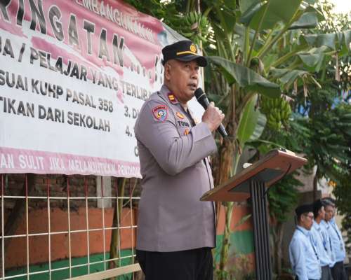 Upacara Bendera dan Sosialisasi Pencegahan Tawuran di SMK Er