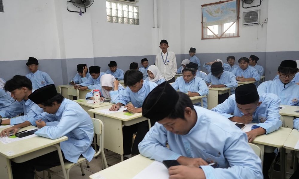 PELAKSANAAN UJIAN ATS GANJIL SMK ERA PEMBANGUNAN - Foto 1